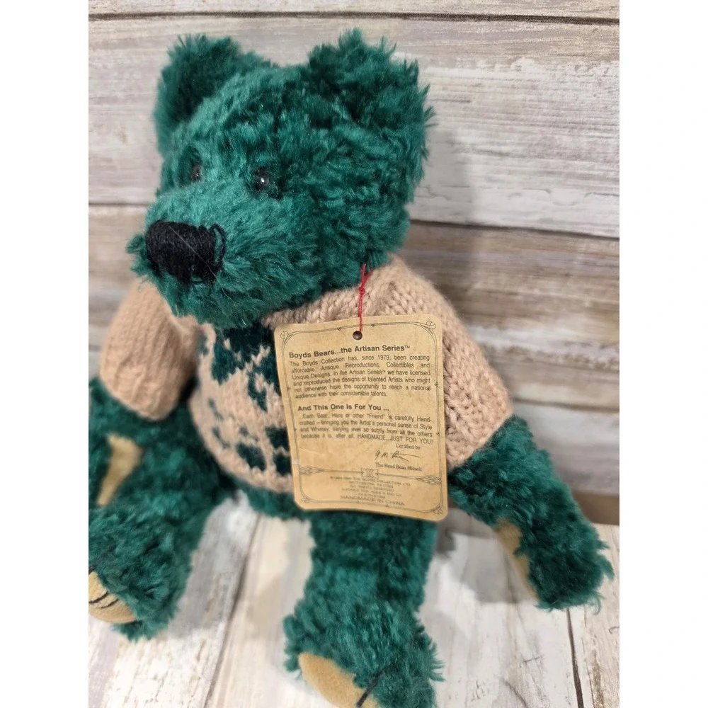 Boyds Bears Artisan Series McShamus‎ Green Plush Teddy Bear in Pine Tree Sweater